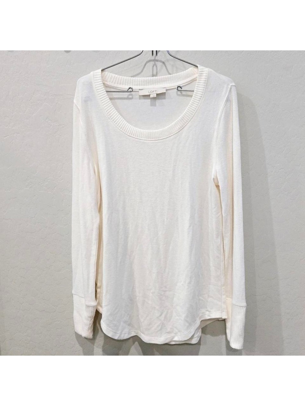 LOFT cream large long sleeve sweater relaxed fit